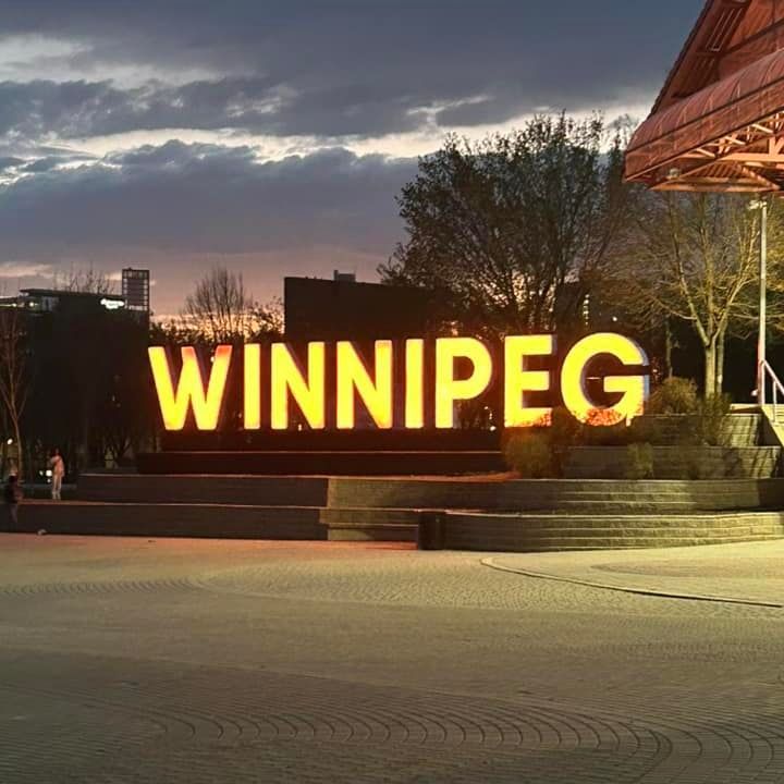SashbearOrg's tweet photo. Vancouver and Winnipeg were illuminated in orange this weekend for #BPDAwarenessMonth See the full list of when your city will be illuminated in orange! Be sure to take a picture and tag us with #SashbearLandmark for a chance to be entered in a prize draw! #Sashbear https://t.co/RYFlYgg1PO