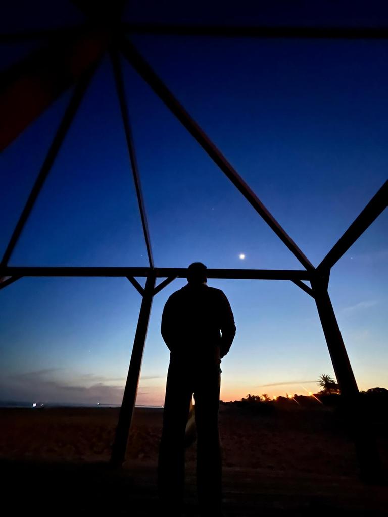 Hay pocas lecciones tan difíciles de aprender cómo descubrir cual es el equilibrio que te permite dar lo mejor de tí sin poner al límite tus fuerzas. 

Feliz noche para todos y todas!

#microrevoluciones
Foto: <a href="/Evoluzionaria/">Evoluziona social</a>