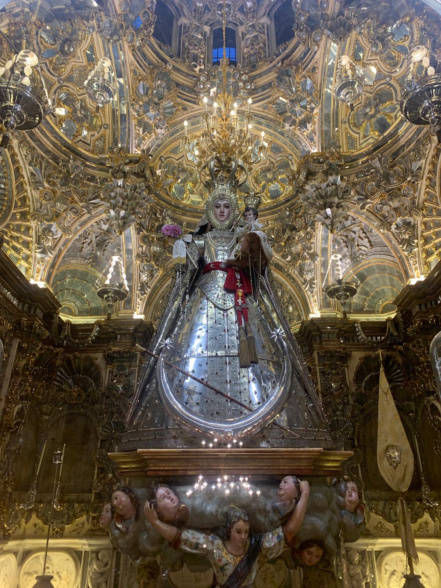 Rosario_Granada's tweet photo. 📷 GALERÍA

Altar para el Triduo de Mayo en honor de la Stma. Virgen del #RosarioCoronada, que anualmente se celebra en torno al Aniversario de la #CoronaciónCanónica.

#VirgendelRosario #Realejo #Granada #RosarioCoronada2024 #LXIIIAniversario #14deMayo https://t.co/jXNfC0vlb6