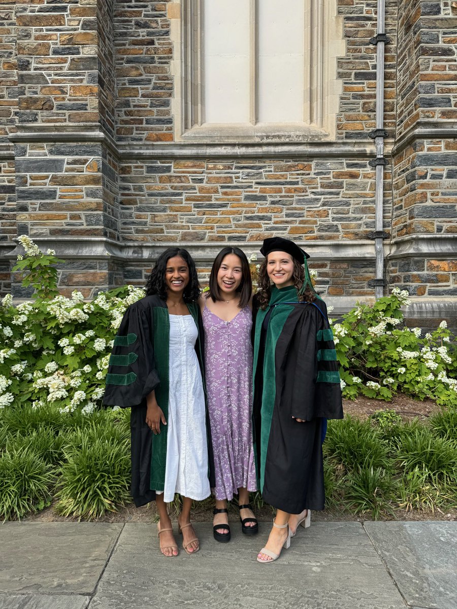 CourtneyABair's tweet photo. It is the honor of a lifetime to be the first doctor in my family 👩🏻‍⚕️👩🏻‍🎓🩺 Beyond grateful to my family, friends, and mentors who have helped me get here!! Excited  to start with @dukemedpeds in a few months 🎉🥳

#DukeMed #Duke2024 #DukeGrad #NewDoc https://t.co/QnsLWCdkhJ