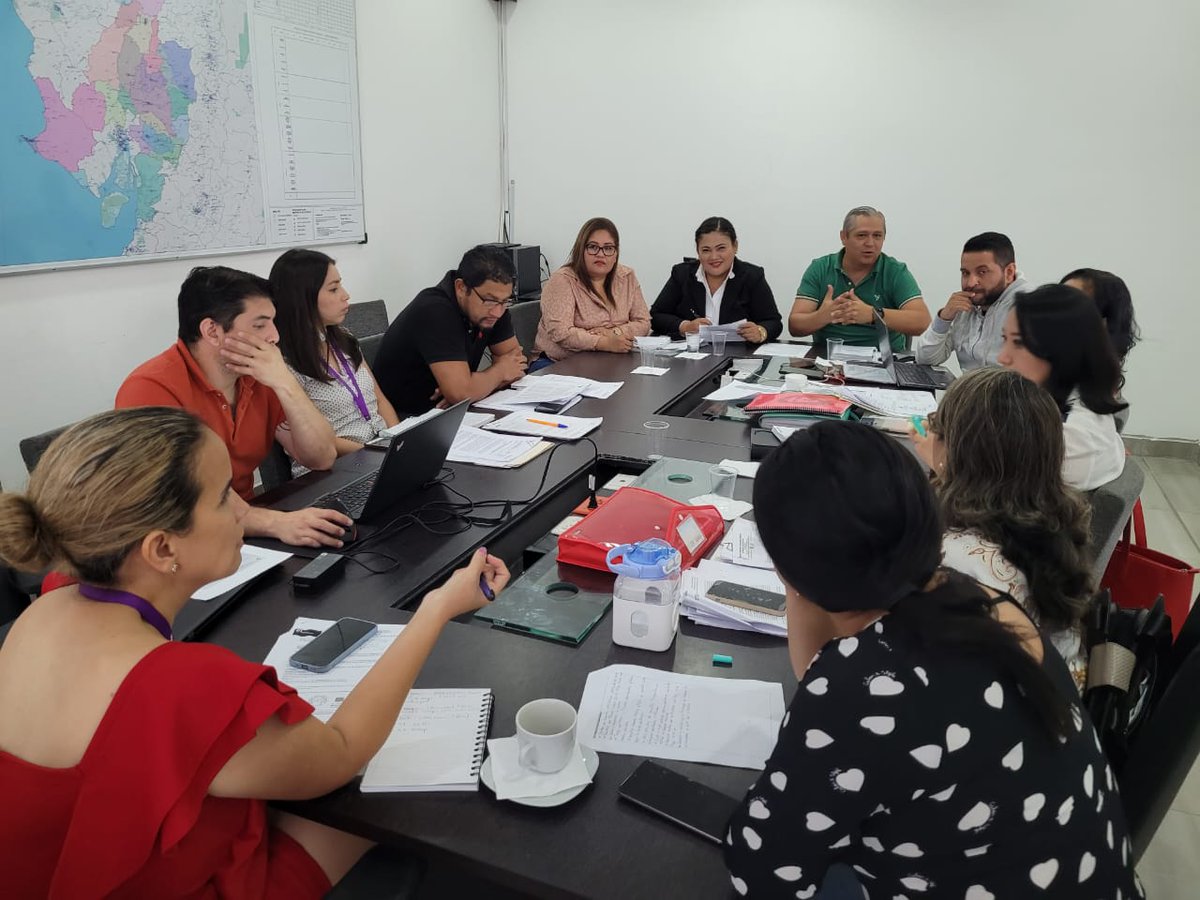 OSUNTRAMSAMSP's tweet photo. 📌 Zona 5 - Reunión con la presencia de OSUNTRAMSA 

OSUNTRAMSA informa! Reuniones para fortalecer la comunicación y trabajo conjunto. Mejoras en el Hospital Básico Dr. Oswaldo Jervis. Deudas pendientes. ¡Trabajamos por los trabajadores! #OSUNTRAMSA #Salud #Ecuador https://t.co/HBt7IbYRZ7