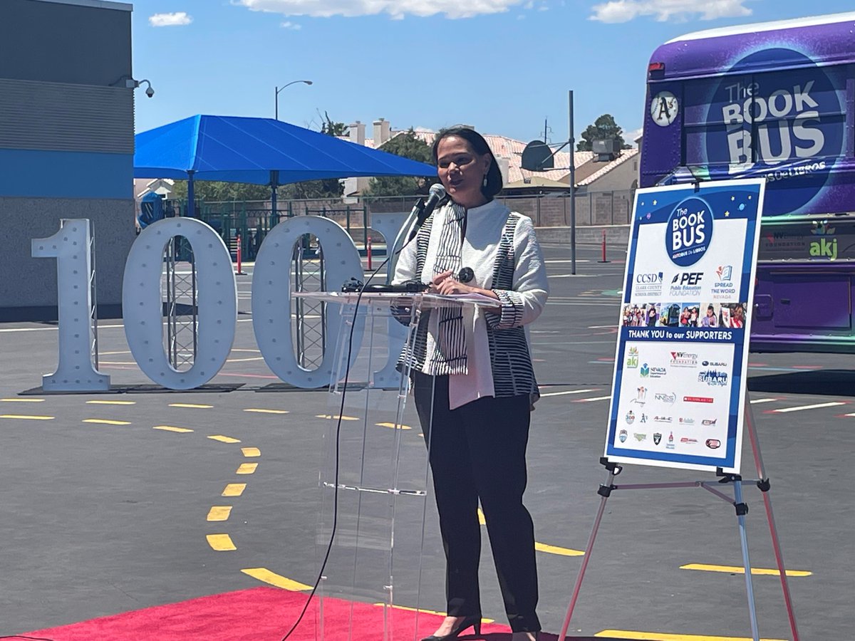 Congratulations 🎉 to the @ClarkCountySch @ThePEFtoday and @SpreadtheWordNV on giving away the 100,000th book today as part of the Book Bus program! A celebration was held at Katz Elementary School in Las Vegas to mark the occasion. 📚🚍#BookBus