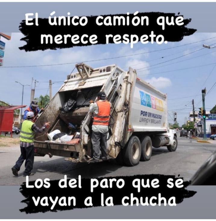 elquillayino's tweet photo. Uno de los pocos #Camioneros decentes.

#URGENTE #ParoNacional https://t.co/uzIo9rfZFc