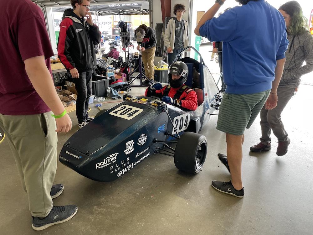 WPI Formula SAE team cranks out scratch-made electric vehicle, wins IEEE Excellence Award at annual competition. Watch more on YouTube: youtu.be/1nbcGw-KdZk and read the article here: bit.ly/3WuIvM3.