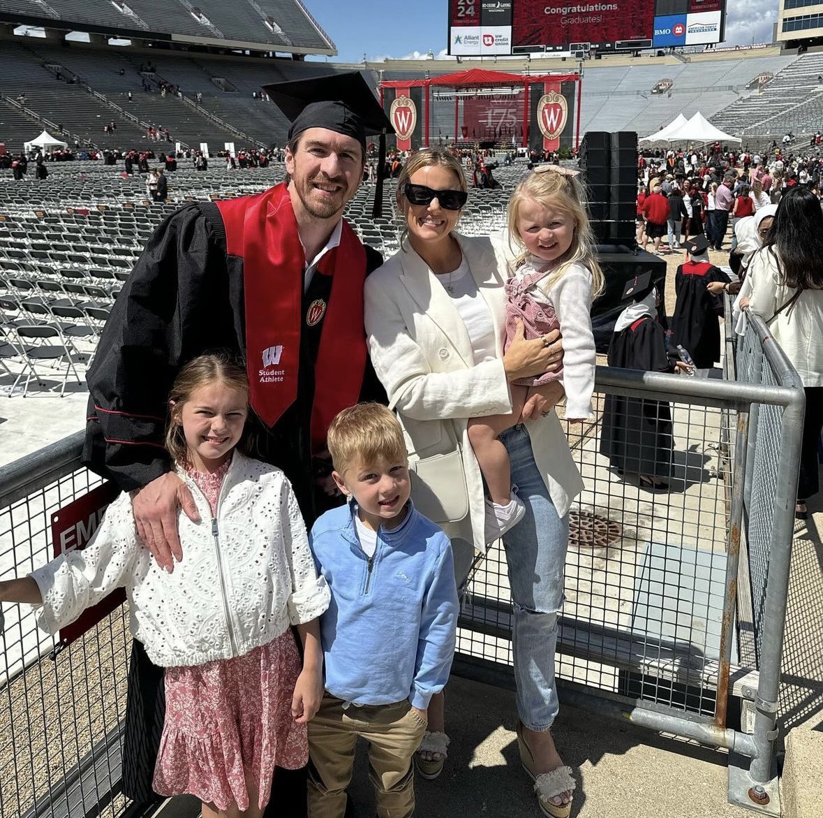 PredsNHL's tweet photo. Big congrats to Ryan McDonagh on his college graduation this past weekend! 🎓👏🏻 https://t.co/6g4SNGMErr
