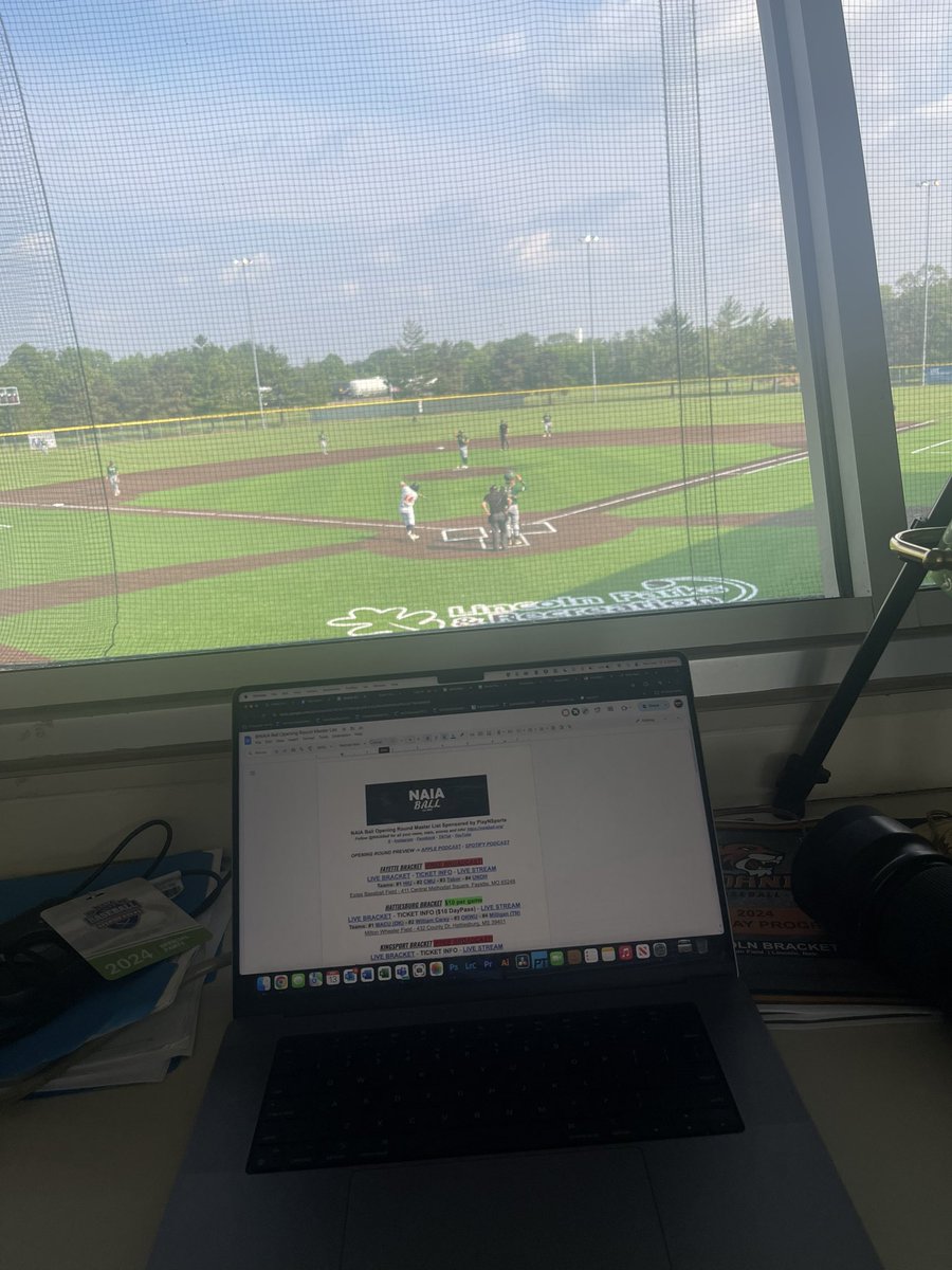 Getting underway here in Lincoln! Two more games on the slate today. #2 @DoaneUniversity vs #3 @DroverAthletics now and then #4 @MMU_baseball vs #1 @SEUFireBaseball! Live brackets and master list will be updated as quickly as I can. @NAIABall