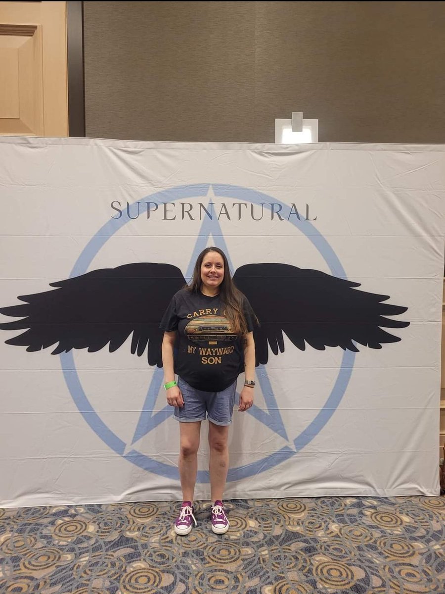 Kelnicole86's tweet image. My good friend &amp;amp; fellow #SPNFamily, Mindy, passed away yesterday. She was 37, widowed, and left 3 young boys orphaned. The #SPN cast meant so much to her and I'm sadded she didn't get to meet @JensenAckles in June. She was so looking forward to it. If y'all could please QT, /1