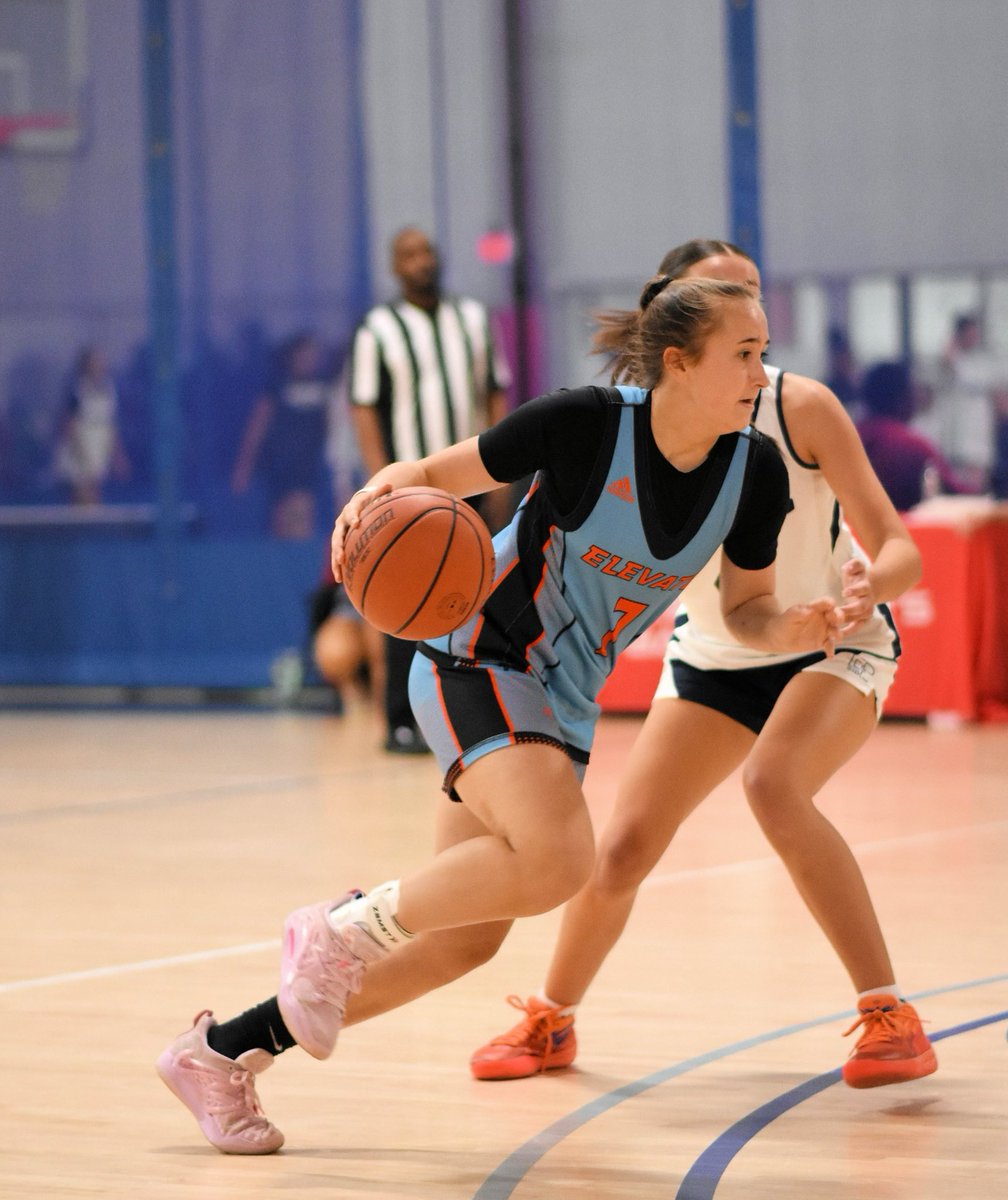 hannahw2026's tweet photo. Went 3-0 in Jersey! 🏀 Had a great time at the NJ Spring Classic this weekend with my @Elevate_Elite Select 40 2026 team. Ready for Atlantic City! @mikemillsnc @MMBR_CoachGBell @UOrangemen  @K1Book66 @JrAllStarBB @Ferdavis9113  @_BlakeDerrick @CoastRecruits @CoachLTid @_HugoBoss4 https://t.co/D5kw6K4NOr