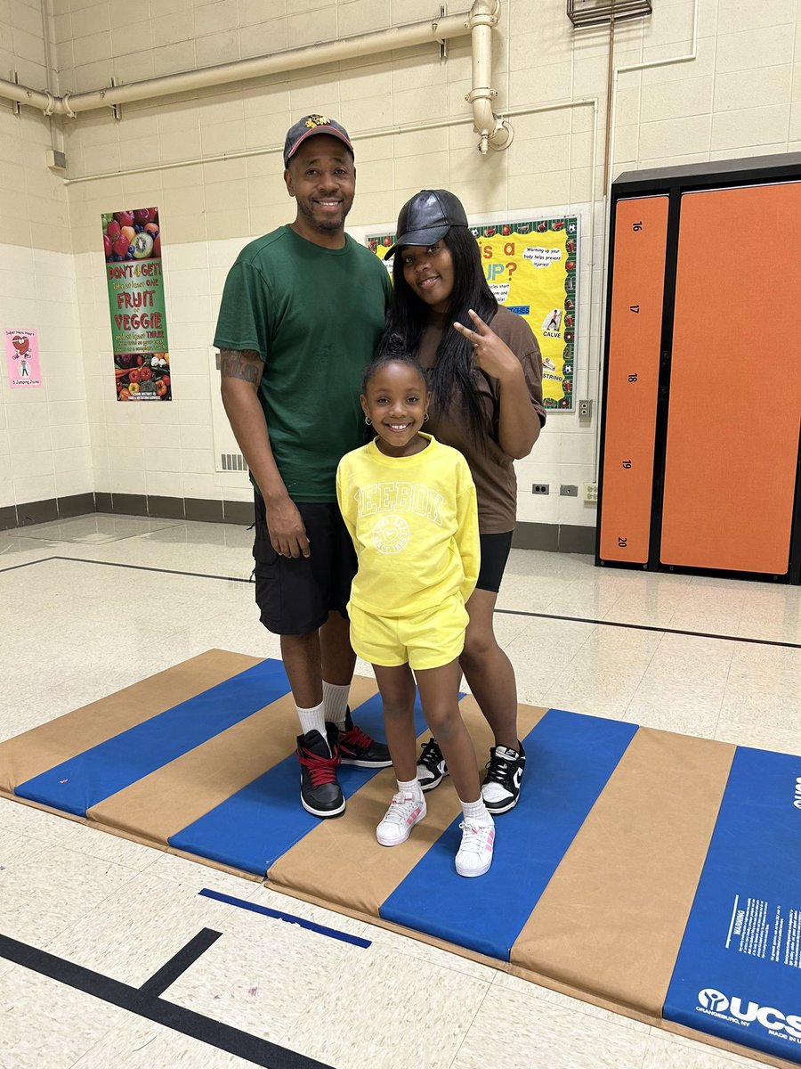 Katie Crowe tweet media