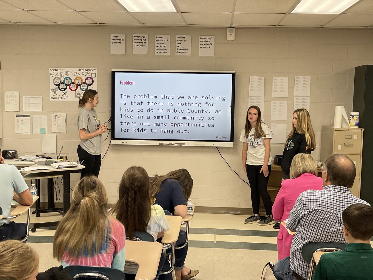 bb2careers's tweet image. Problem Based Learning Challenge today between Noble Local Schools and Wolf Creek Local Schools!
Stay tuned to hear the problems students tackled 🔍, the solutions they proposed 🧠, and the winning teams 🏅!
#problemsolving
#problembasedlearning
#successfulstudents