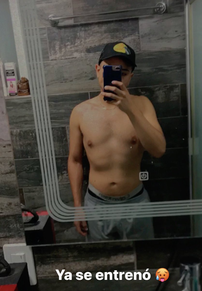 FrankJB_'s tweet photo. Terminando de entrenar 🥵 https://t.co/cJK7fRhmbx