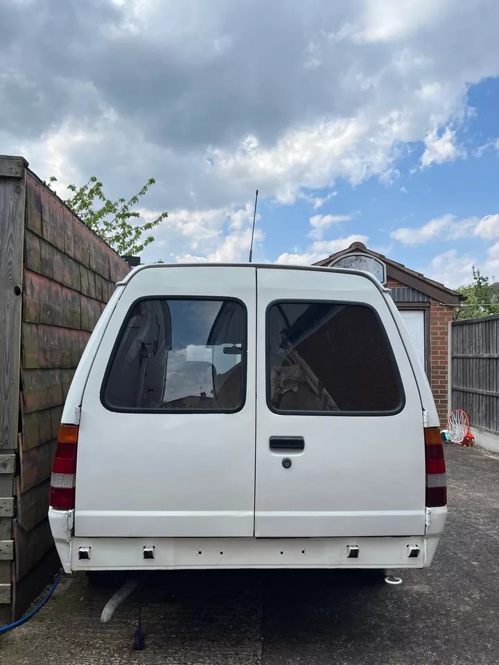UKProjectCars's tweet photo. Ad:  1986 Ford Escort MK3 Van
On eBay here -->> https://t.co/nePaLNZ4gb

 #FordEscortMK3 #ClassicVan #FordFans #CarRestoration #ClassicCarForSale #CarCollectors #FordClassic https://t.co/ilZaVBIPBj