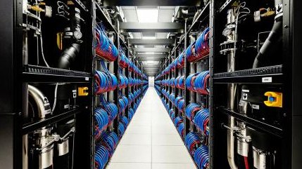 Aurora has officially broken the exascale barrier! Housed in the Argonne Leadership Computing Facility, a <a href="/doescience/">DOE Office of Science</a> user facility, it's available to scientists who are conducting research that sparks innovation - energy.gov/science/articl…