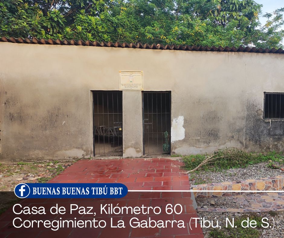 Casa de Paz en el Kilómetro 60 de #LaGabarra #Catatumbo, un lugar testimonial de la zona.
La estructura se conserva en memoria de las víctimas caídas en ese lugar.
#BuenasBuenasTibuBBT