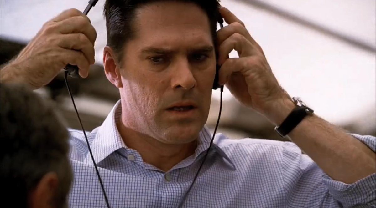 dontemilyyyyme's tweet photo. early seasons Emily fell hard, but later seasons Hotch fell so so much harder

#Hotchniss https://t.co/ahlzY9Q0kC