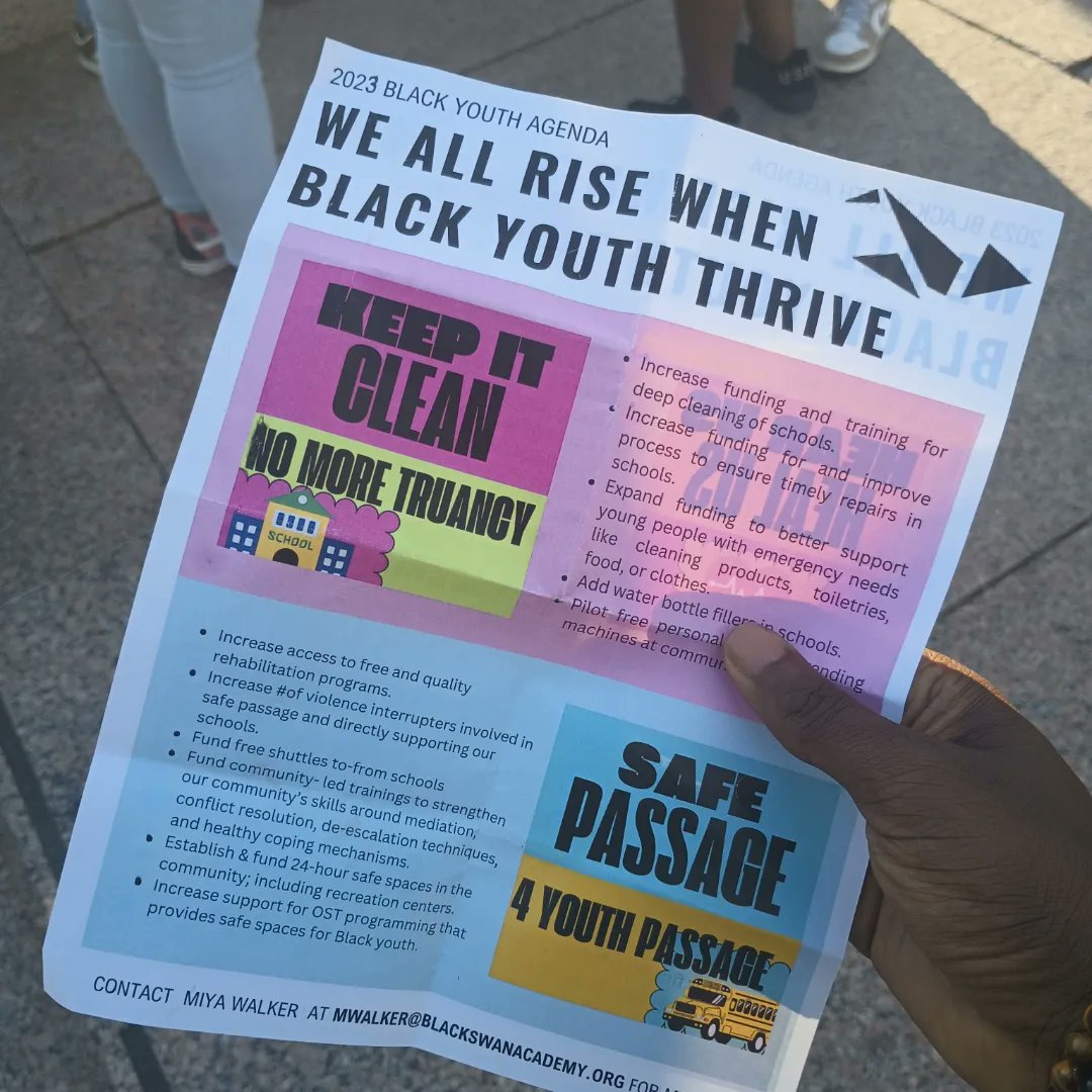 During this budget season, the youth of @BlackSwanAcad got demands of council leadership, including safe passage, mental health resources, affordable housing and truancy prevention. Read more in my upcoming @WashInformer story.