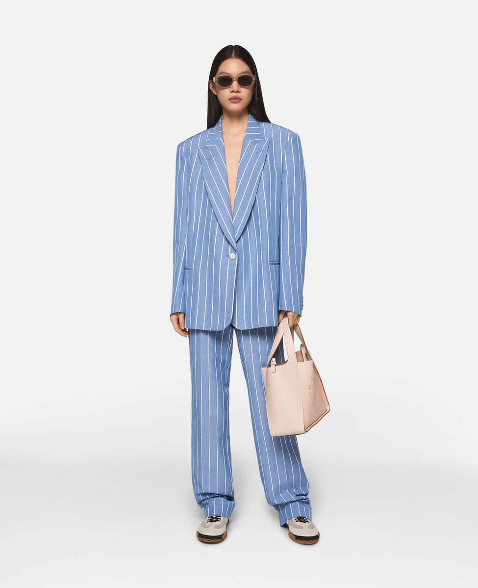 Claudia Jessie attends Netflix's 'Bridgerton' Season 3 World Premiere Wearing #StellaMcCartney Striped Single-Breasted Blazer
£1,350 
#BridgertonNetflix