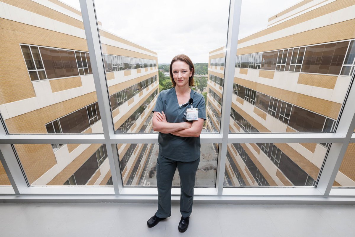 In nursing, caregivers need the same sense of warmth and security as their patients do. Carolyn Trudeau, an adult administrative house supervisor for the nursing staff at UMMC, has been doing that for her coworkers for 16 years and running. Read more: umc.edu/news/News_Arti…