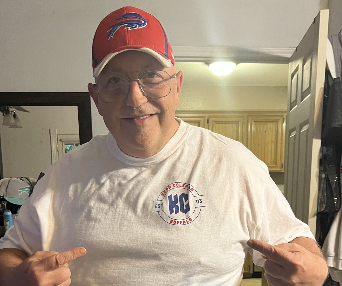 angelog616's tweet photo. @keoncoleman6 Supporting our new WR#1. Welcome to @BillsMafia https://t.co/CidPKkkC87