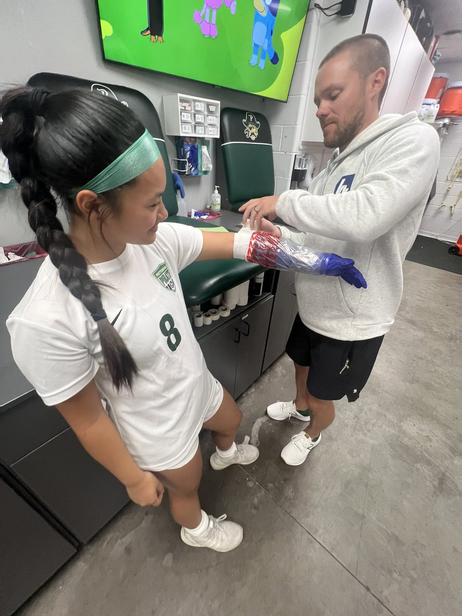 CoachYin's tweet photo. Proud of my daughter. She broke her wrist on 4/12. Never missed a practice or game. Got cleared to play today in Districts vs. the #2 team in the State (Nerinx). They took an 8-0 loss and ended the season 0-21. She could have called it quits long ago. Not her. She an OG Doggg. https://t.co/cIk3mS9Gqq