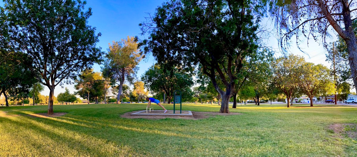 🌳Park Pushup Pano🏋️‍♀️

Stay fit ! 💯😌

#Photography 
#PanoPhotos #LandscapePhotography 
#Fitness #Exercise  
@najib__rahal  @TyCuthbert @LakersVintage