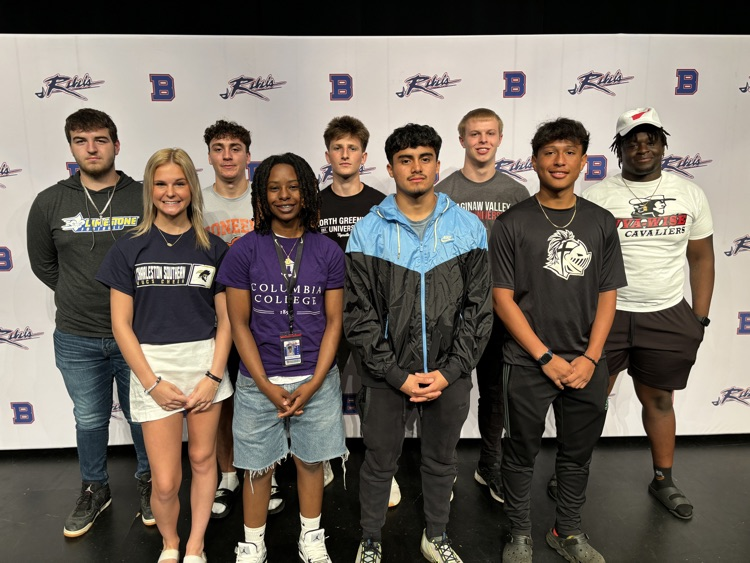 SpartanburgD5's tweet image. So proud of the Byrnes student-athletes! 👏 They've put in the work on the field and court, AND in the classroom and are taking their talents to the college level 💯 We cant wait to watch their journey! 💙 #WeAreD5 #OnceARebel
