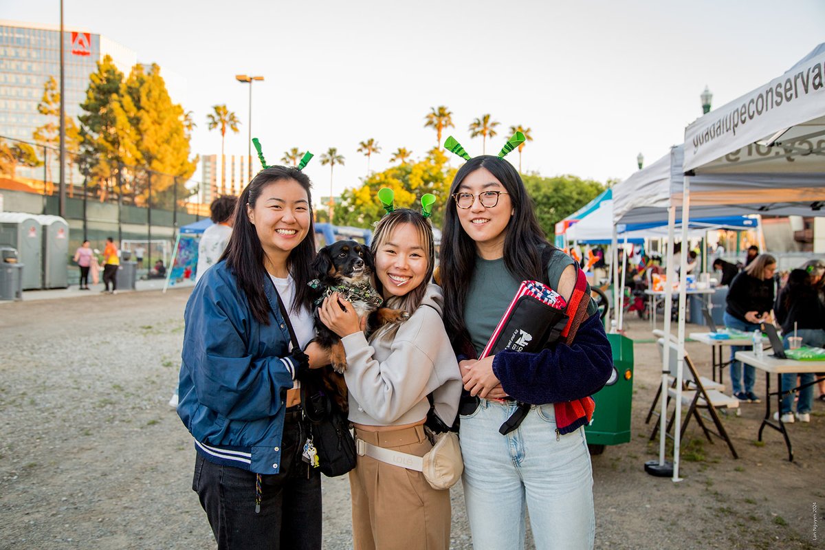 Support local businesses this Saturday 5/18 at @CultureNightMKT as a volunteer! This is a great opportunity to learn behind the scenes of event planning, give back to your community, as well as earn service hours. Apply: volunteermatch.org/search/opp3808… #SanJose #lovetheGRP