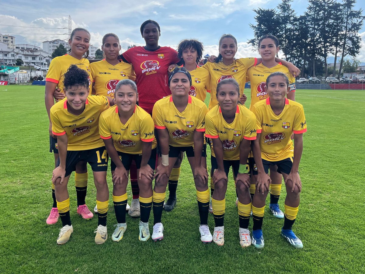 ¡Triunfo de Altura! 🔥

Nuestra #Sub16 venció (0-6) a Quito FC en la Semifinal de Ida ⚽️💛

Goles: Emily Vargas (3), Dariana Morán, Karla Salas y Romina Ortíz 

#TorneoEvoluciónConmebol 
#BarcelonaSomosTodos 🟡⚫️