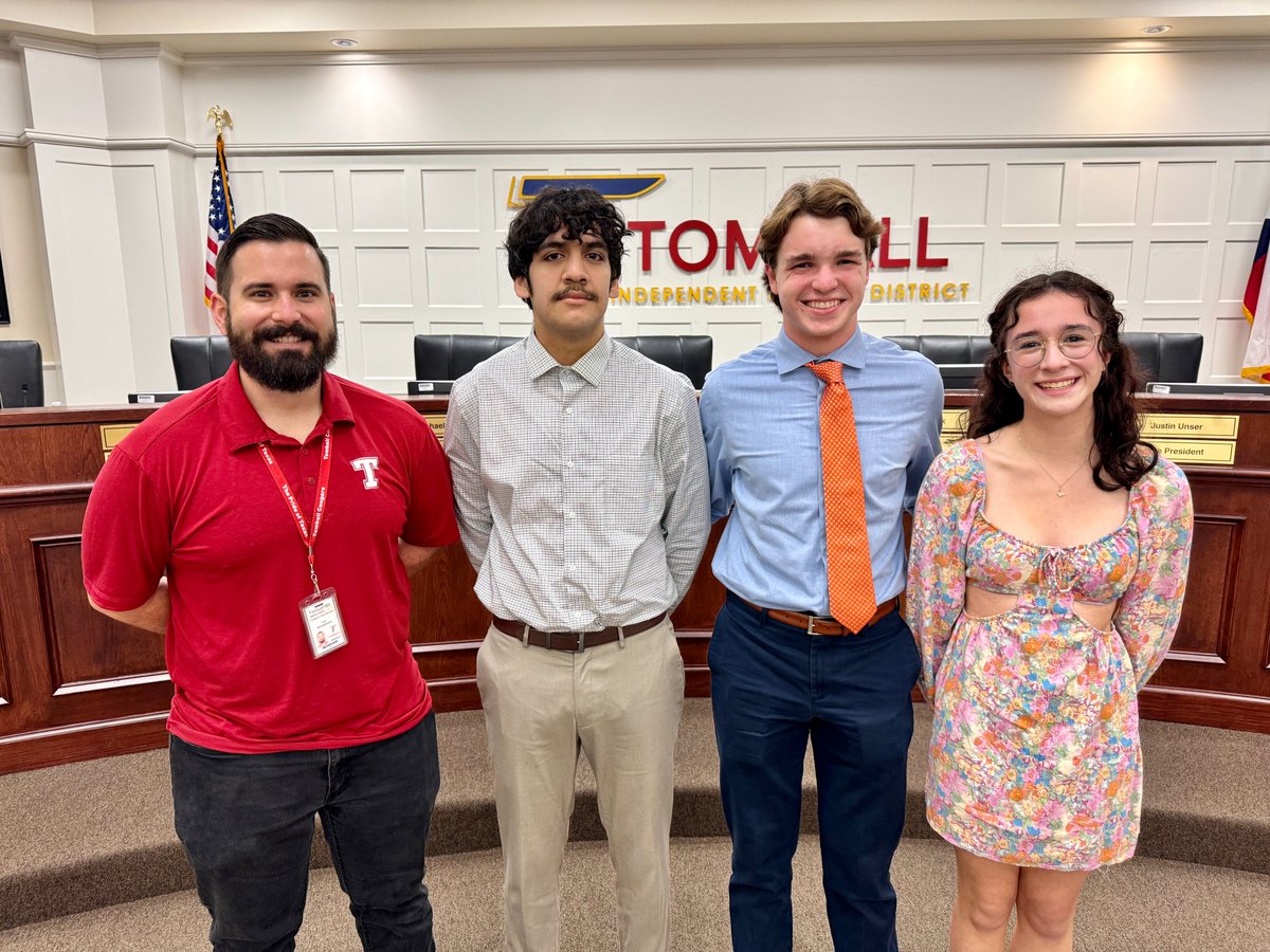 Board Recognition! We also had the honor of recognizing @TISDTHS students participating on the JV and Varsity Winter Drumlines. #DestinationExcellence