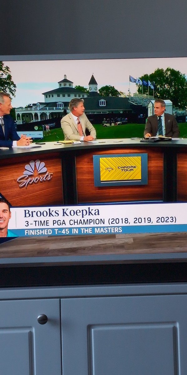 Shambles with a long monologue on Brooks and great a player he is...what the hell is happening? Definite change of tune from this entire panel. #PGAChamp @PGAChampionship #pgatour @livgolf_league @SmashGC