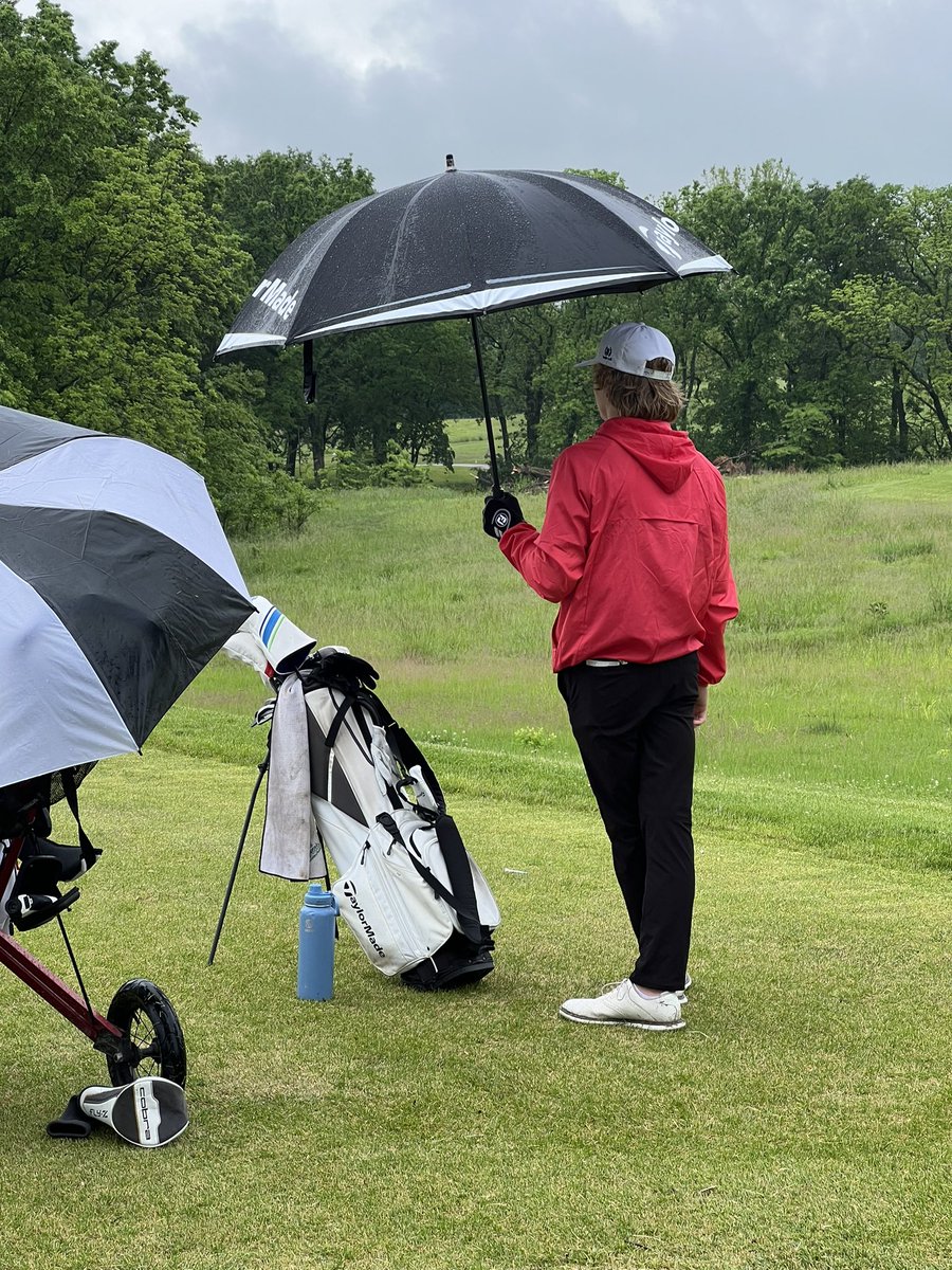 Was it wet? Yes!! But Rex did his thing today and turned in a +9 (81). That’s good for tied for 4th. Tee off at 9:30 in the morning. Let’s go Rex!!!