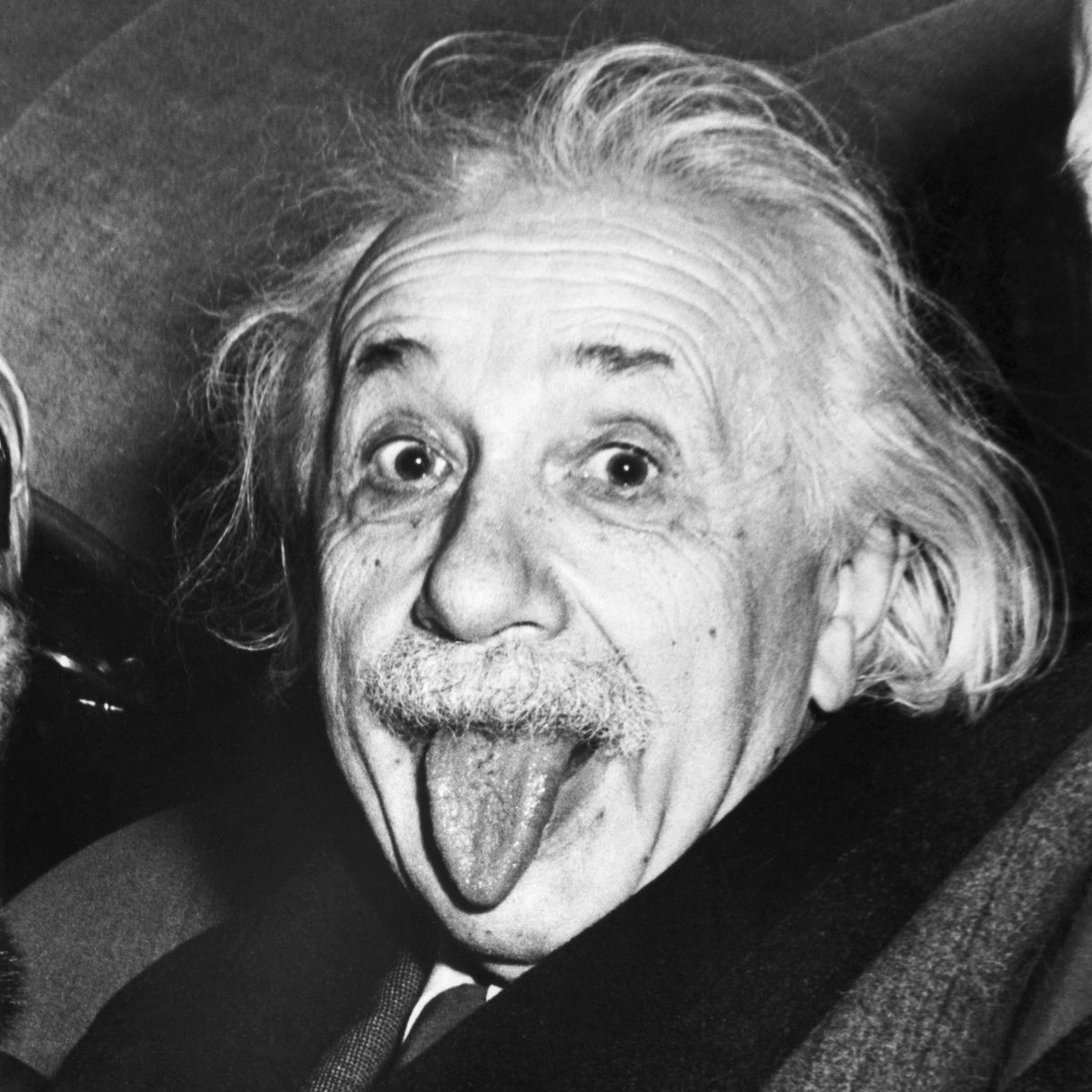 AtomixPub's tweet photo. Quote of the Day
"Stay away from negative people. They have a problem for every solution." -Albert Einstein https://t.co/XztjsPz6Mb
