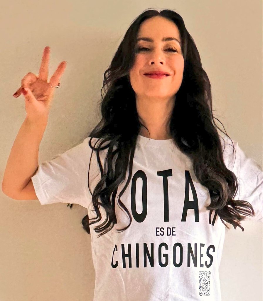 ClaudiaLizaldi's tweet photo. #VotarEsDeChingones tú decides por quién pero VOTA!
¿Cómo pinta su semana? RT a Lo que cuenten ¿qué planes?!! https://t.co/VFTCEypaa9