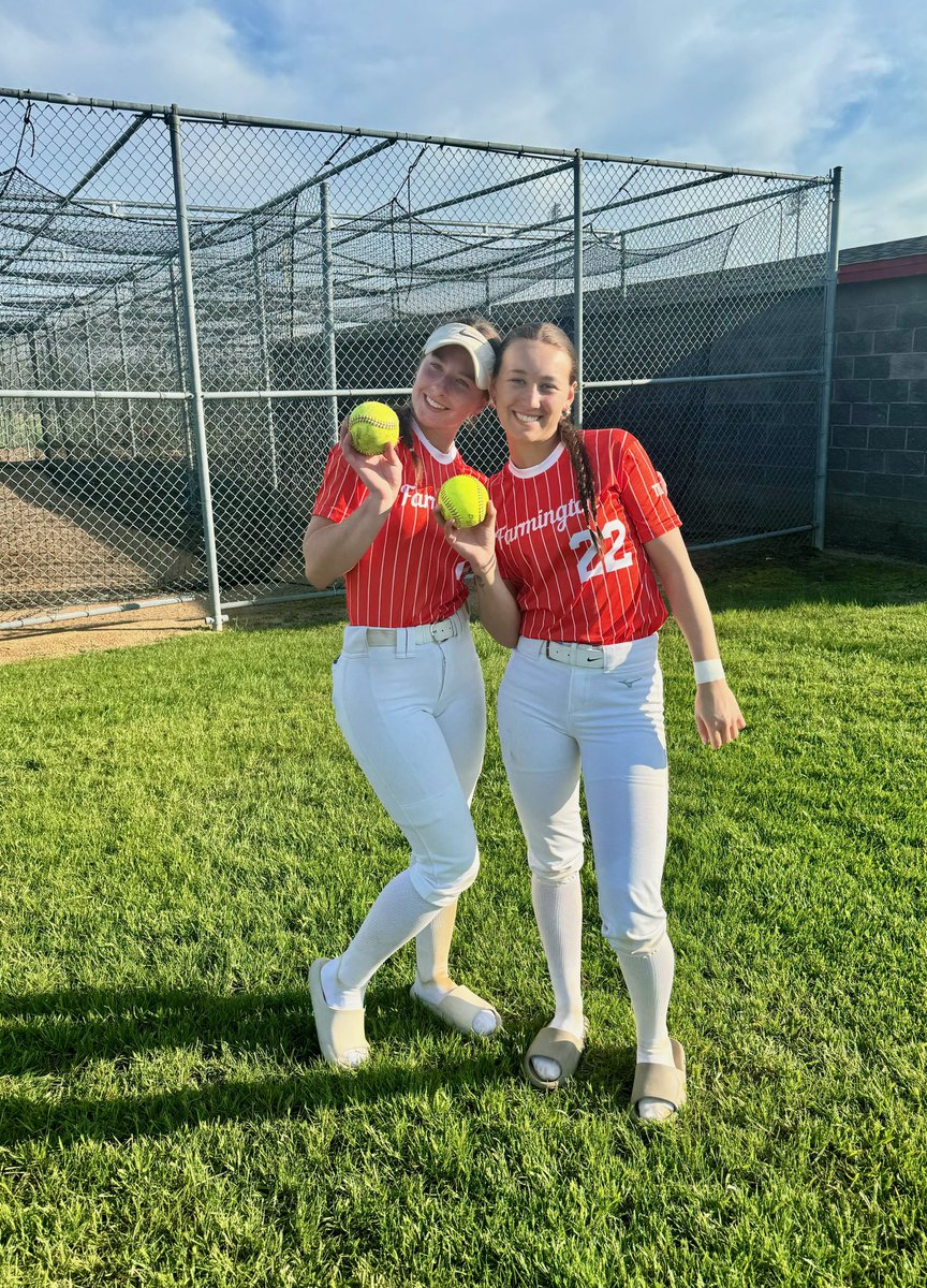 Varsity defeats Lkvl North, 15-4! McMahon hits a grand slam in the 1st! 💣Moe with a 3 run home-run shot in the 4th! 💣Mittelstadt gets the win in the circle. Klotz went 2-2 at the plate and had 2 walks. Nice win, Tigers! <a href="/tigerfarmington/">Farmington Tigers</a>