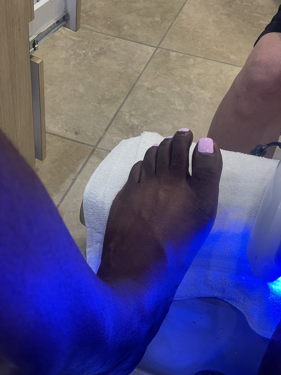 ShawnPrepnerd's tweet photo. Yooo… I’m digging this… color I normally get my toes  buffed but. Sometimes I dig color #menfeet #selfcare #feet #summervibes https://t.co/Ij5ZVqL7PW