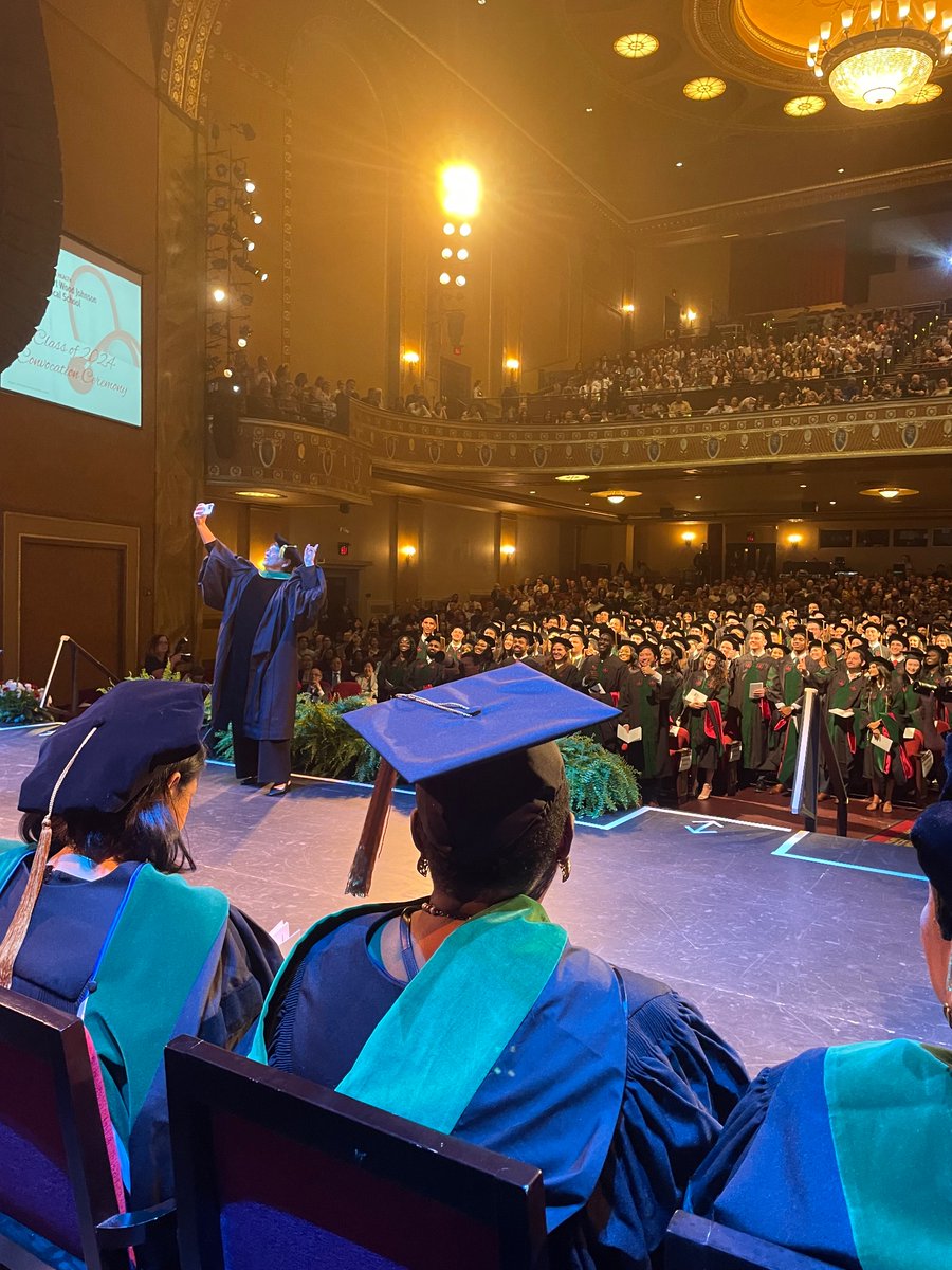 Congratulations to @RWJMS graduates! So proud and excited to celebrate you tonight! Love the @amypmurtha selfie!