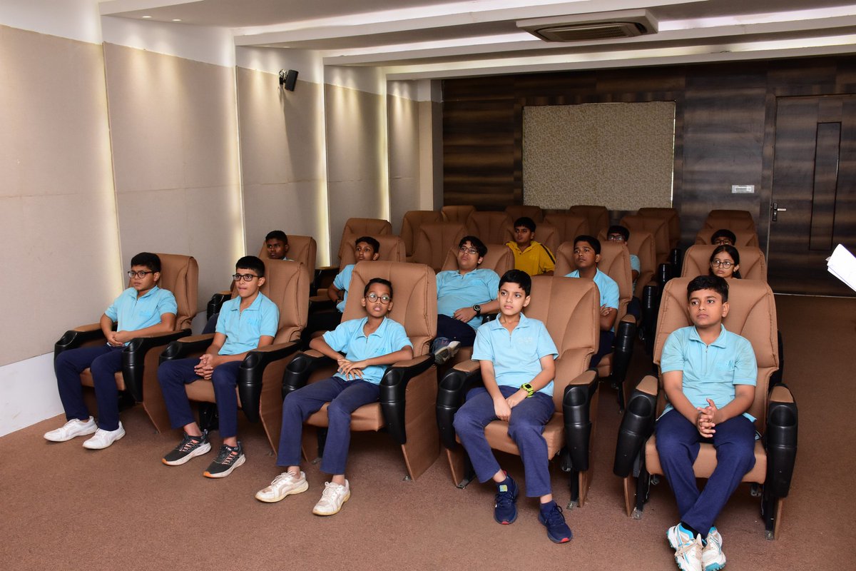 SAI_Edu_In's tweet image. From 8-10 May 2024, budding authors at SIRS embarked on an exhilarating journey of creativity and collaboration in Round Square&apos;s &apos;Story Relay-Pass The Baton-A Collaborative Project&apos;, hosted by SAI International School. 
#RSStoryRealyPassTheBaton #CollaborativeProject #RSIdeals