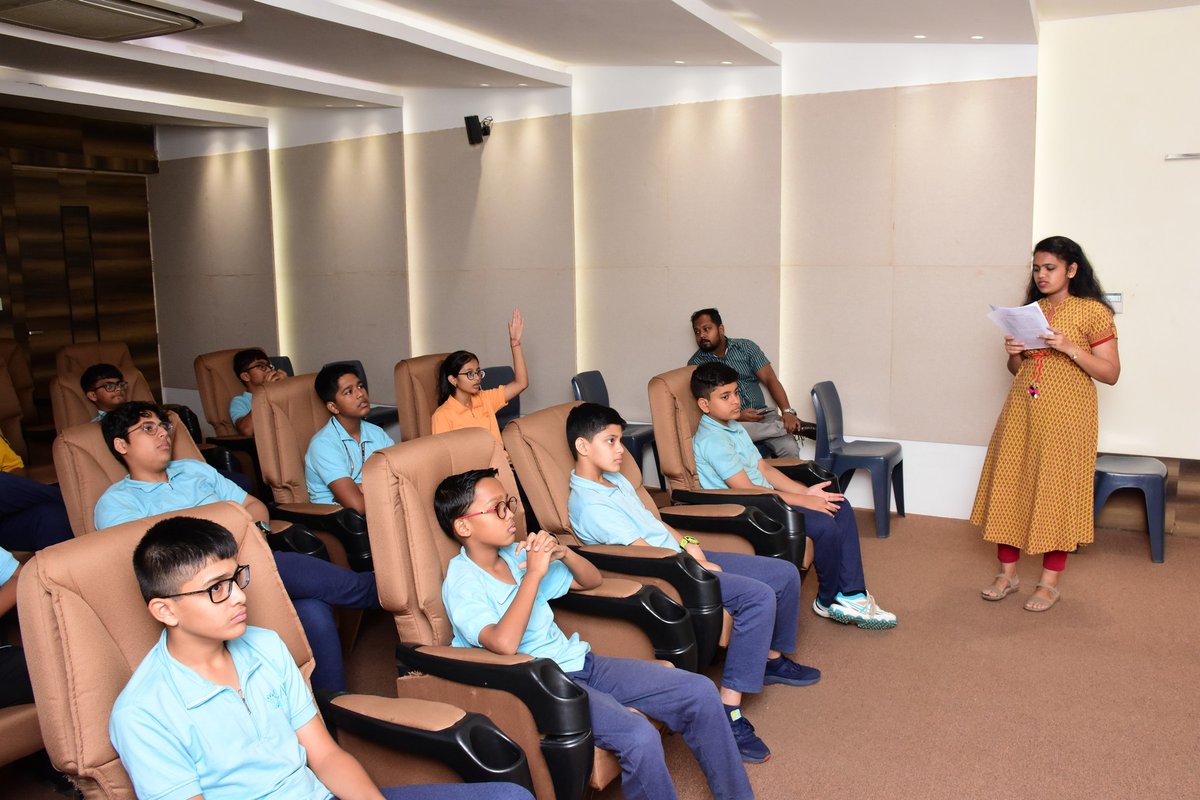 SAI_Edu_In's tweet image. From 8-10 May 2024, budding authors at SIRS embarked on an exhilarating journey of creativity and collaboration in Round Square&apos;s &apos;Story Relay-Pass The Baton-A Collaborative Project&apos;, hosted by SAI International School. 
#RSStoryRealyPassTheBaton #CollaborativeProject #RSIdeals