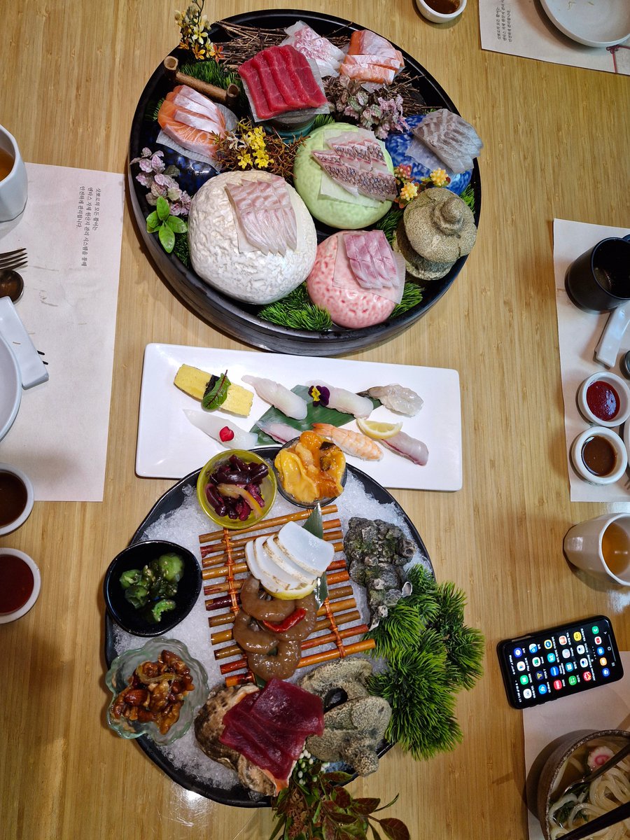 시인 김윤진-영이 tweet media