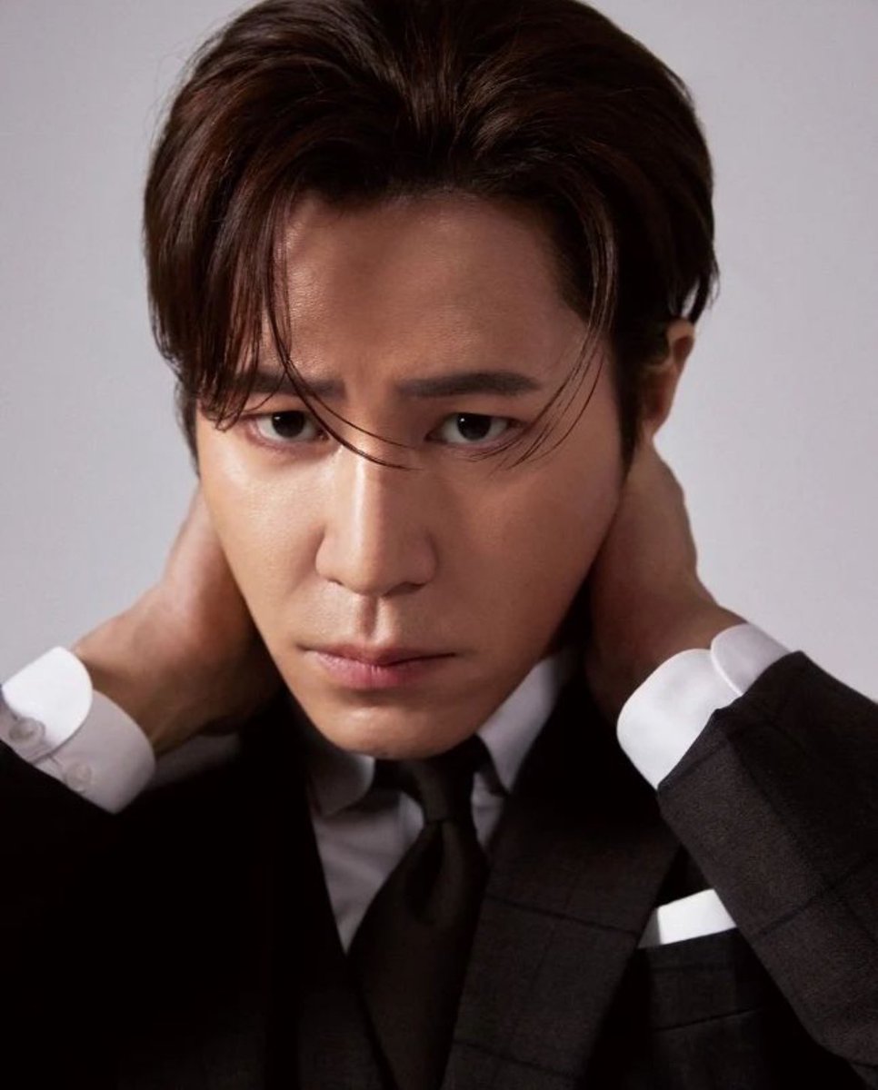 간만에 튀어나오게하는 비쥬얼🫢 
눈호강중