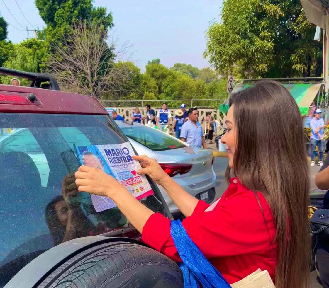 Este mañana estuvimos con toda la alegría y el buen animo, saludando y compartiendo las propuestas de @marioriestra, la empatía de la ciudadanía nos confirma que vamos a ganar. 

#ContigoVieneLoMejor