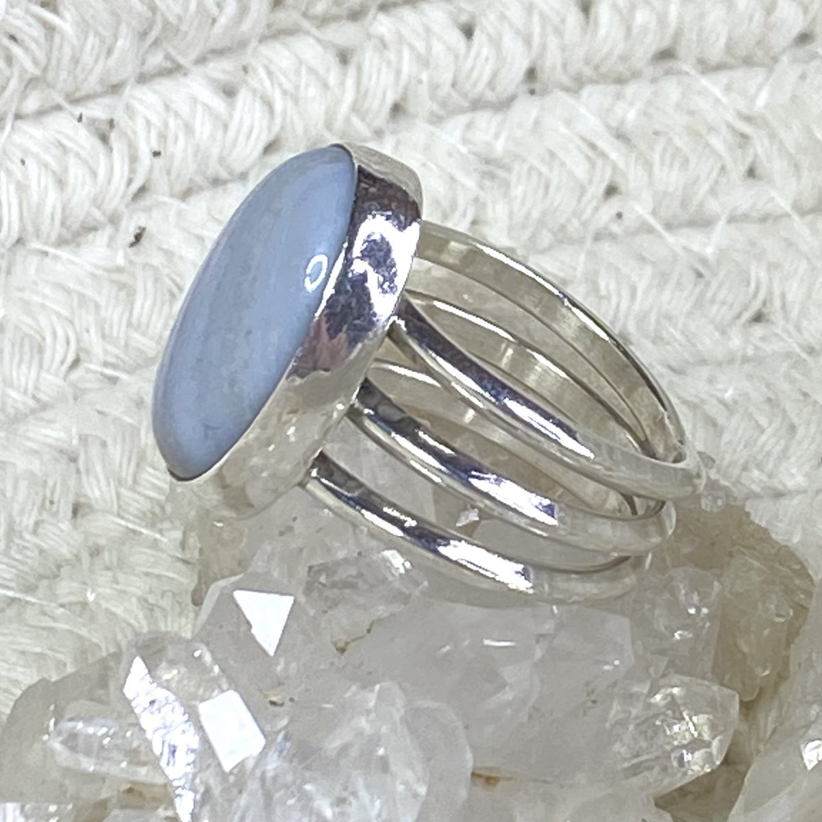 Genuine Blue Lace Agate Sterling Silver Ring - RB - Sz 7 1/4 - 7g

ebay.com/itm/1760851170…

#ring #sterlingsilver #agate #bluelace
#jewelry #jewelryaddict #TreatYourself