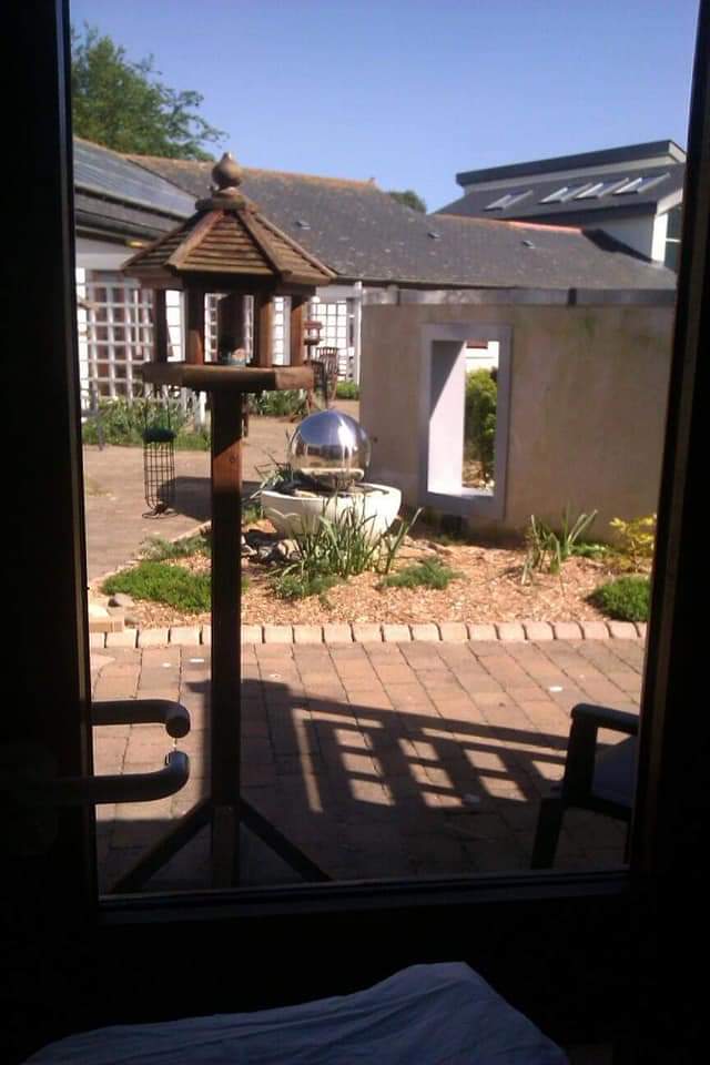 12 years ago today, I lost my dad due to lung and brain cancer. He spent his final days being cared for by the amazing team at St Julia's hospice. I am now a 2nd year student nurse waiting to find out if I have been luckily enough to get accepted there as my optional placement🤞