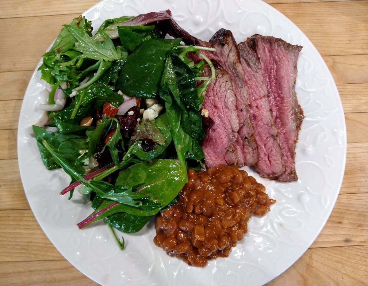 Grilled tri tip, salad and baked beans w/ bacon.
#twittersupperclub 
#mfermeals