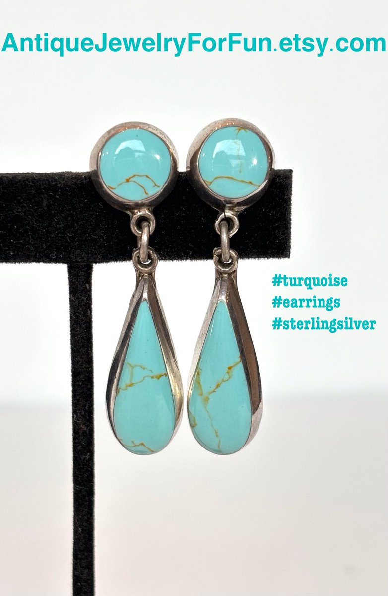 #antiquejewelryforfun #etsyshop #turquoiseearrings #sterlingsilver etsy.com/listing/171174…