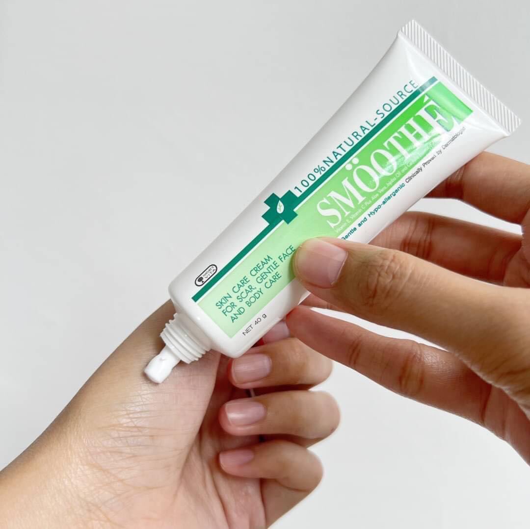 Kawan I pakai cream Smooth E cream ni terus slowly hilang ea bekas jerawat kat muka dia. Licin terus 🥹 Tak pernah dengar brand ni, tak tau pulak elok yeee. 

Memang bakal aku beli jugak niii 💸