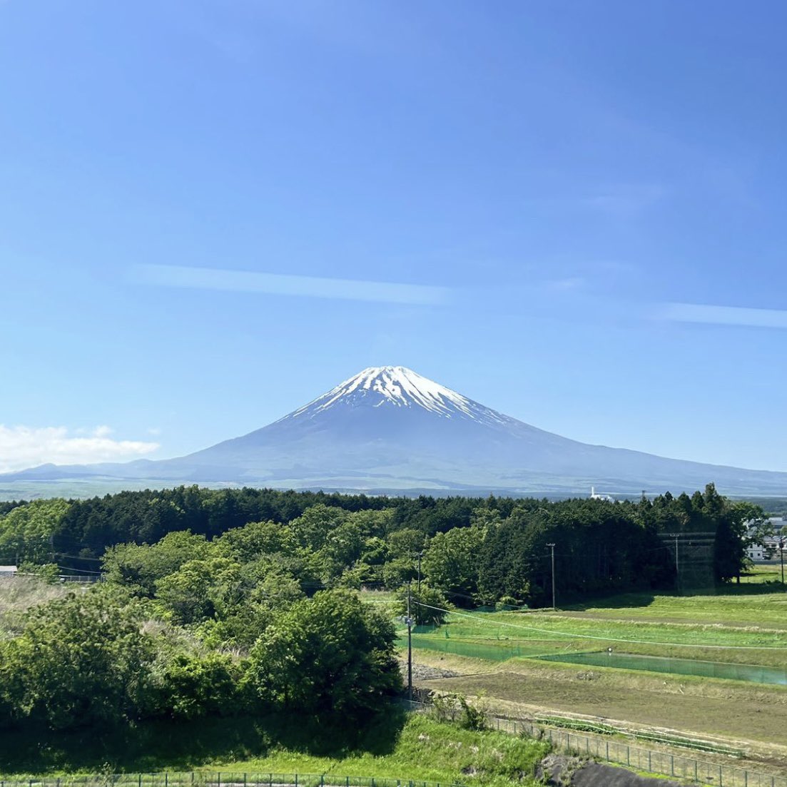 A caminho de #Tokyo não poderia faltar uma foto do divonico #MonteFuji.
