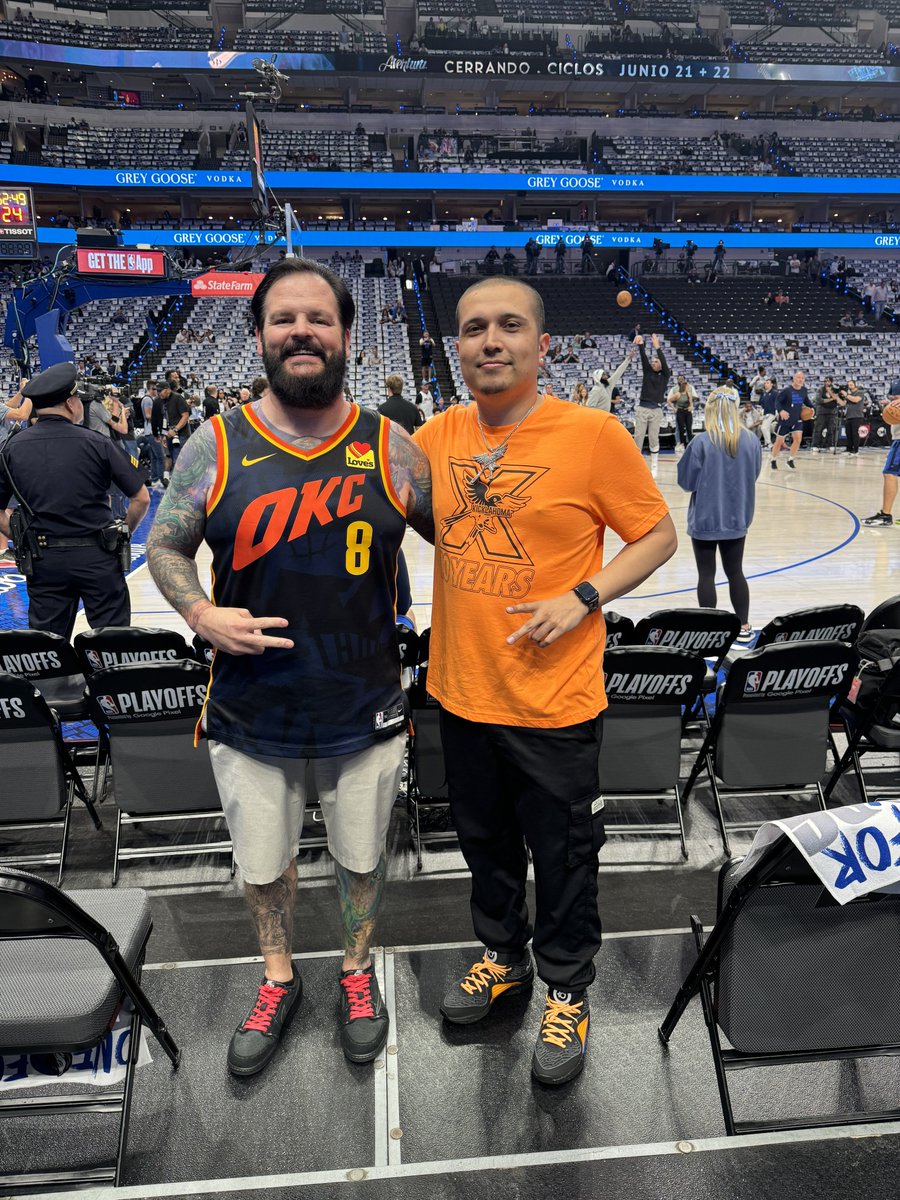 We’re back!! Let’s get this W!! @LifeofJuanTwo #ThunderUp #NBAPlayoffs #WeAreThunder