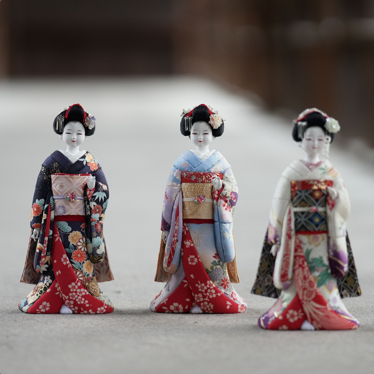 instagram.com/p/C67f7K4NqKH/
#MaikoArtGallery で、#MaikoDoll を展示中！
会場は、有形文化財の京町家「#八竹庵」です
作者は、#緑水

#doll
#dollphotography
#Kyoto
#Maiko
#MaikoArt
#連れてって

Maiko-san Portal maikogeiko.com
