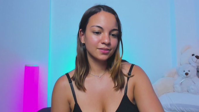 Freya is live now! https://t.co/Ud681Kb9Hw https://t.co/MYVr5aqcNH<a href="/tag/xhamster"class="tags"><span>#xhamster</span></a>